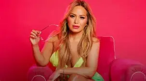 Contratar a KARINA - Show de cumbia para eventos