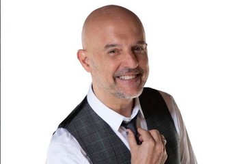 Contratar a GUILLERMO “EL PELADO” LÓPEZ - Show de conductores para eventos